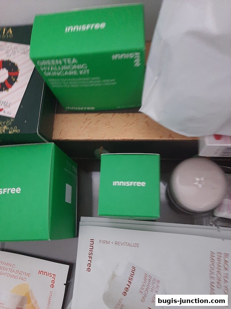 Innisfree skincare products including a Green Tea Hyaluronic Acid Skincare Kit.
