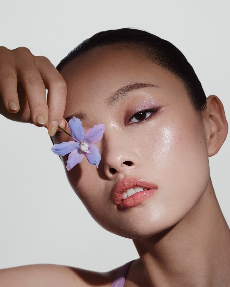 Glow-enhancing beauty products